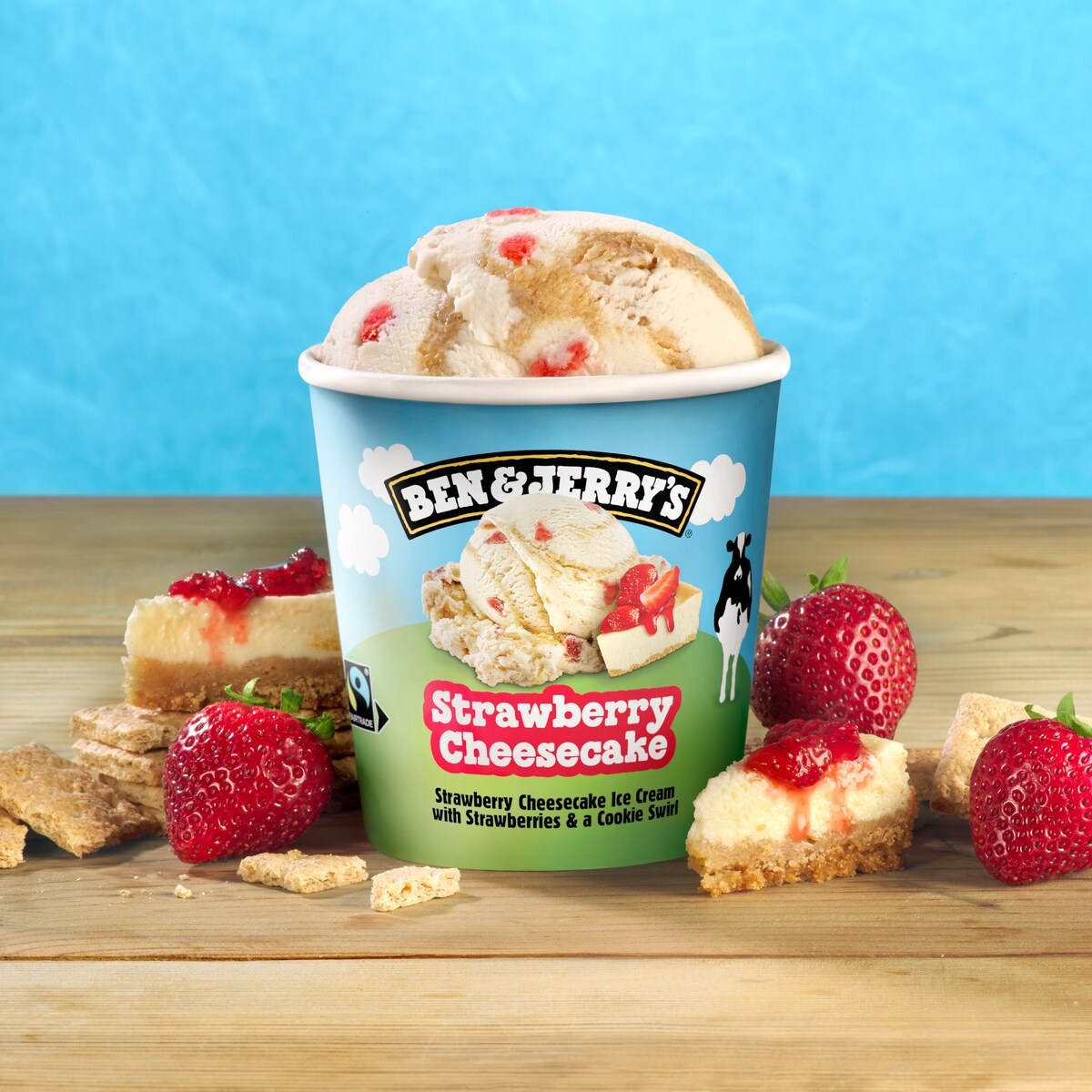Strawberry Cheesecake Ice Cream - Tub 2 / 4